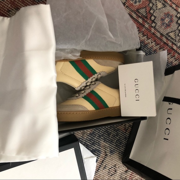 Toddler NWT Gucci sneaker- size 25